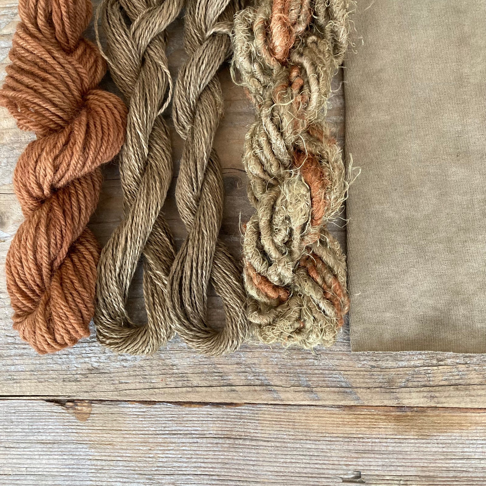 NATURAL DYEING WITH BLACK WALNUTS